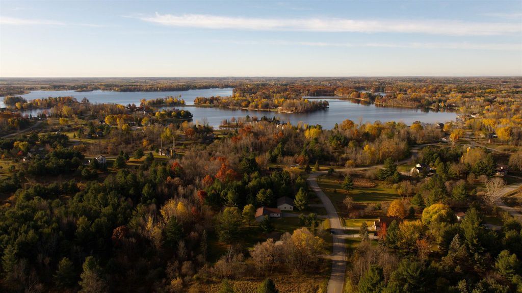 Photo of 5450 Wellington Road, Gladwin, MI 48624 (MLS # 50193828)