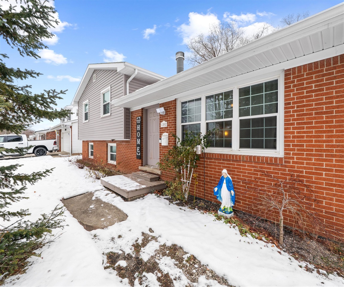 1202 Mccormick Drive