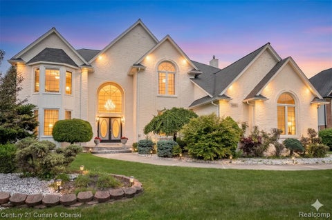 Photo of 3021 Chinaberry Court, Sterling Heights, MI 48314 (MLS # 61001163)