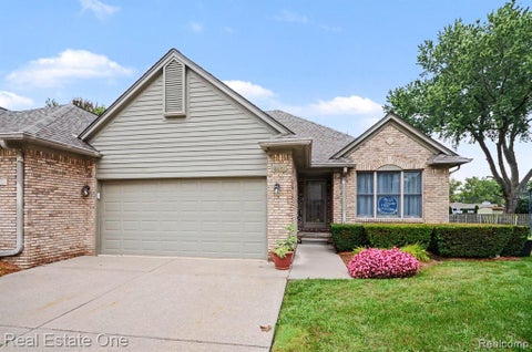Photo of 4469 Firethorn Court 16 #16, Warren, MI 48092 (MLS # 61026349)