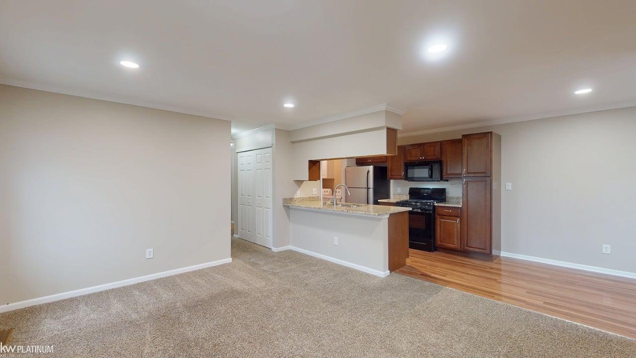 28306 Raleigh Crescent Drive 36