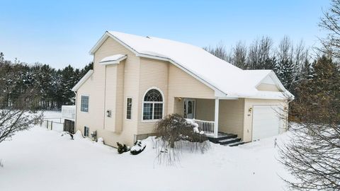 Photo of 3143 Tamara Circle, Grawn, MI 49637 (MLS # 80064396)
