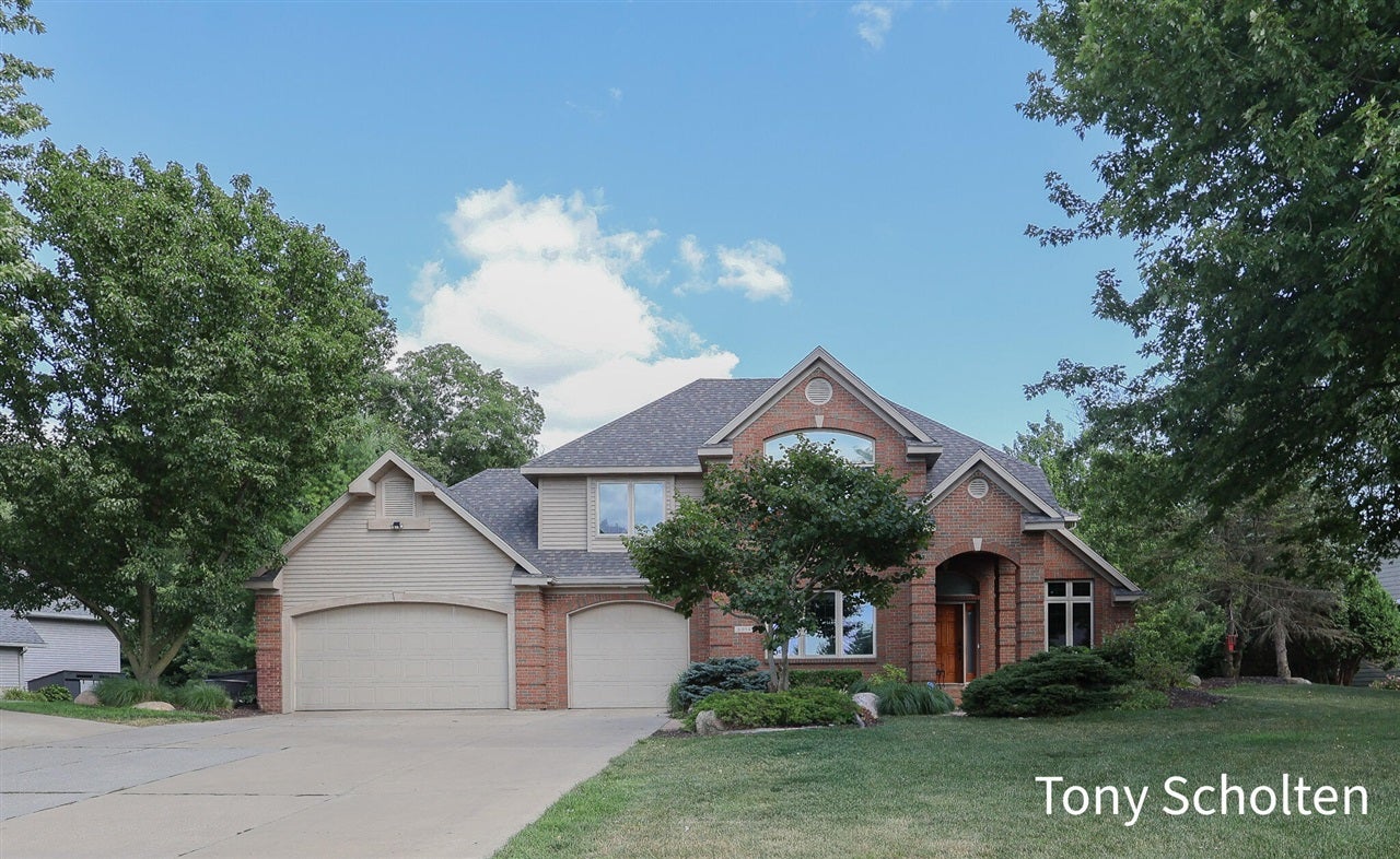 6054 Summerhill Drive