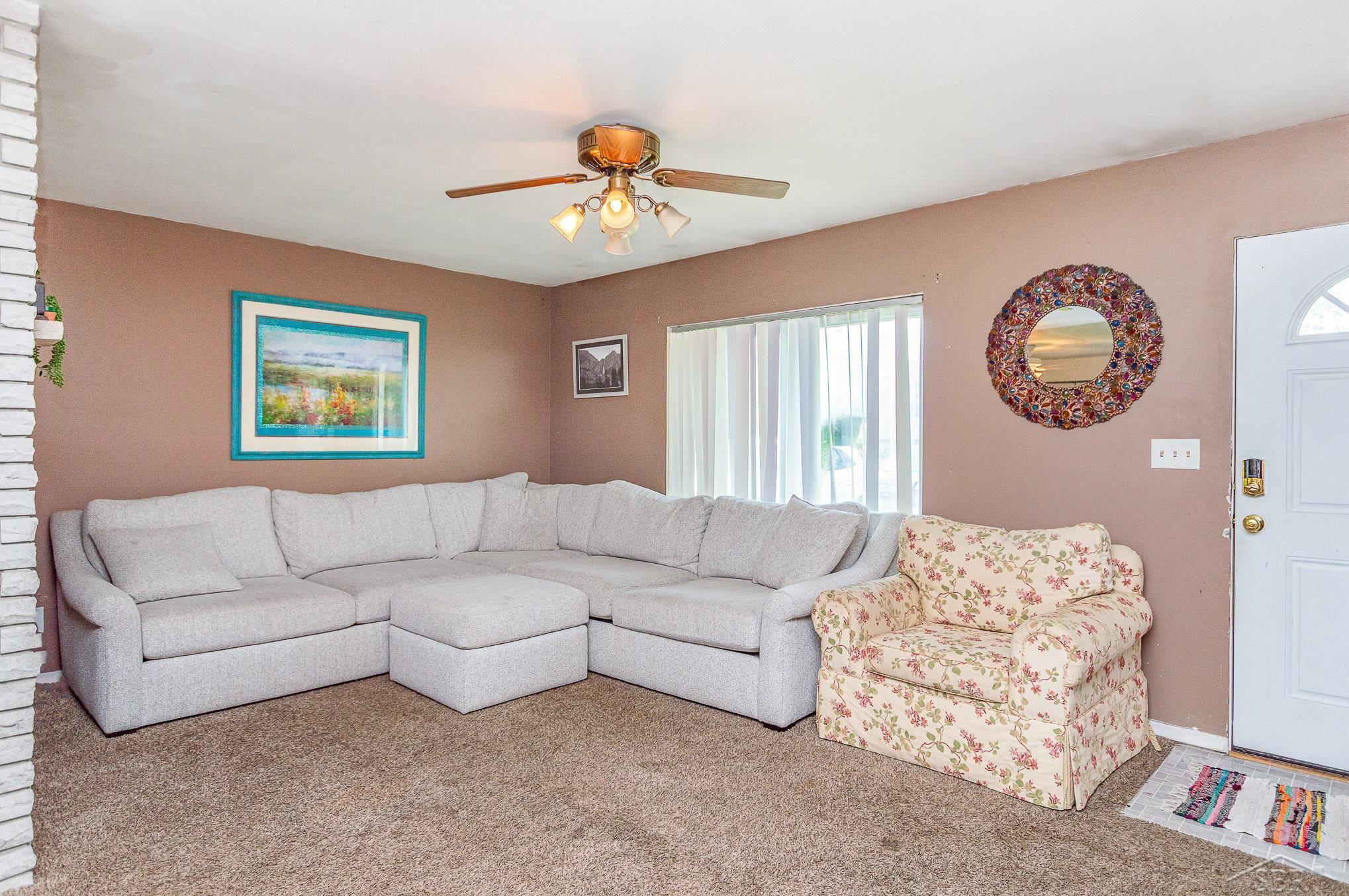 Saginaw, Michigan 48603, United States, 2 Bedrooms Bedrooms, ,1 BathroomBathrooms,Residential,Pending,192852