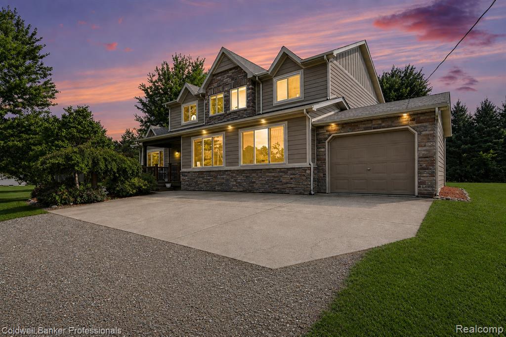 Properties Available 1 - 1 3775 Reamer Road