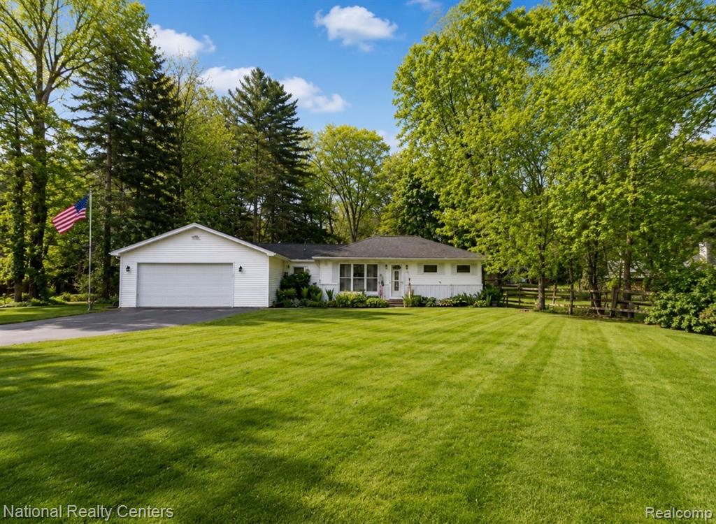 3137 Dean Road