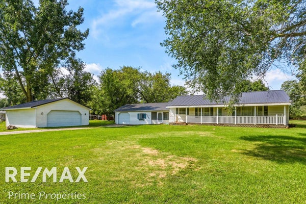9284 BRAY RD, MILLINGTON, MI 48746 - Image 066618a66c9810ea7fccbc44eedf0921/1263397660