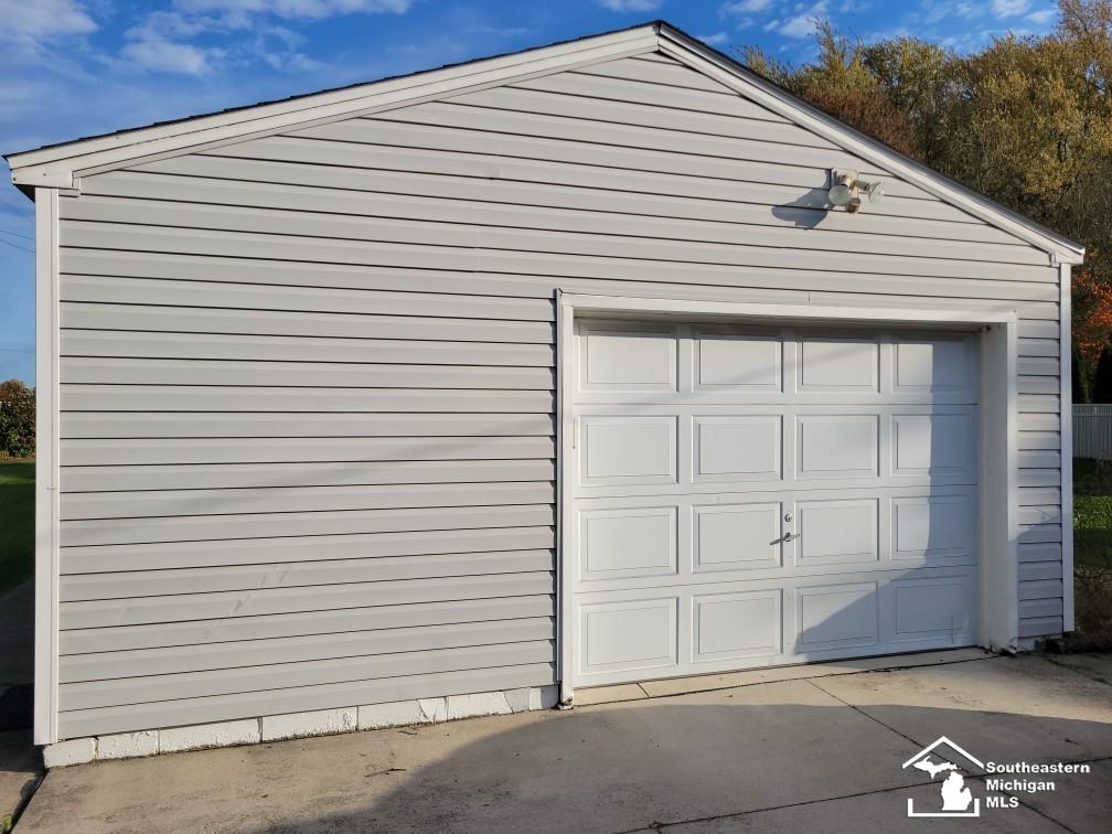 1132 N Macomb Street