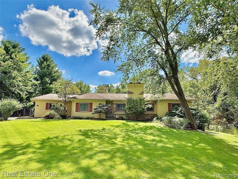 Photo of 41901 WOODBROOK Drive, Canton, MI 48188 (MLS # 61031884)