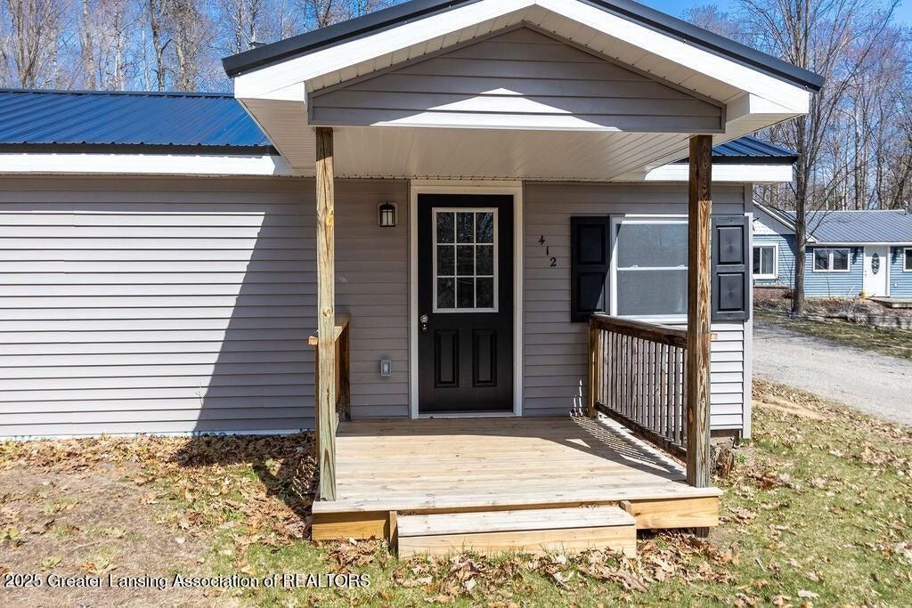 Photo of 412 N Scott Drive, Farwell, MI 48622 (MLS # 50187705)