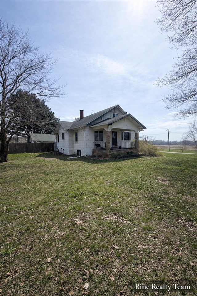 1091 N Benton Center Road