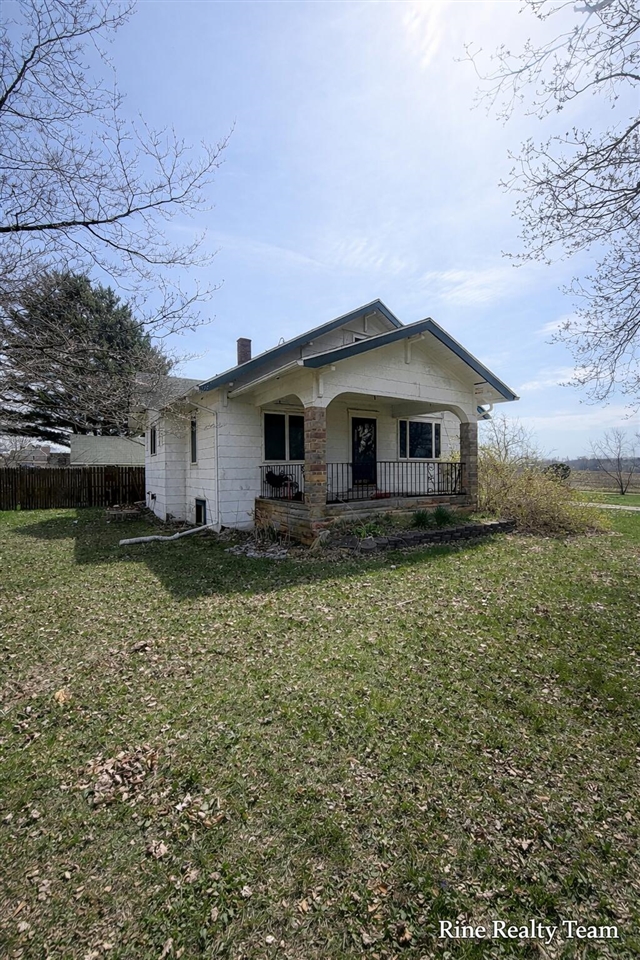 1091 N Benton Center Road