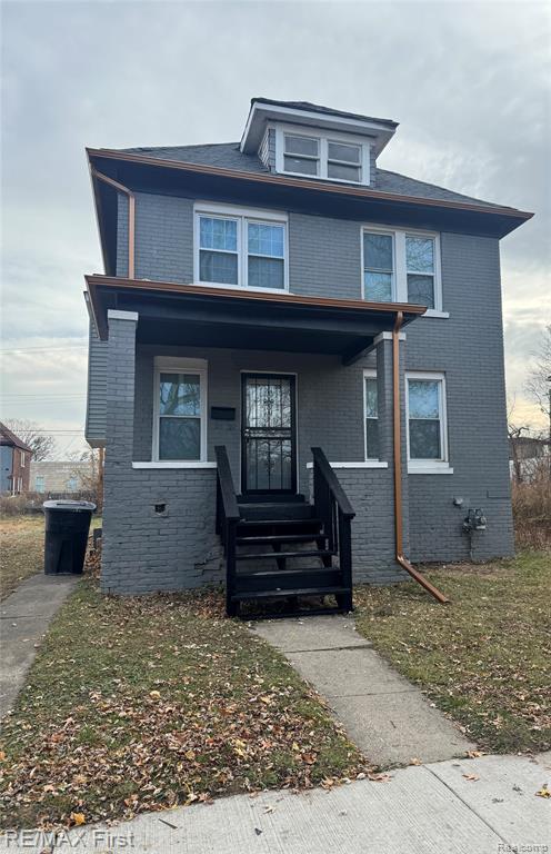 556 Leicester Court