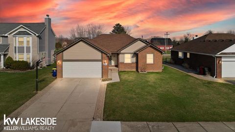 Photo of 53558 Spurry Lane, Chesterfield, MI 48051 (MLS # 50203871)