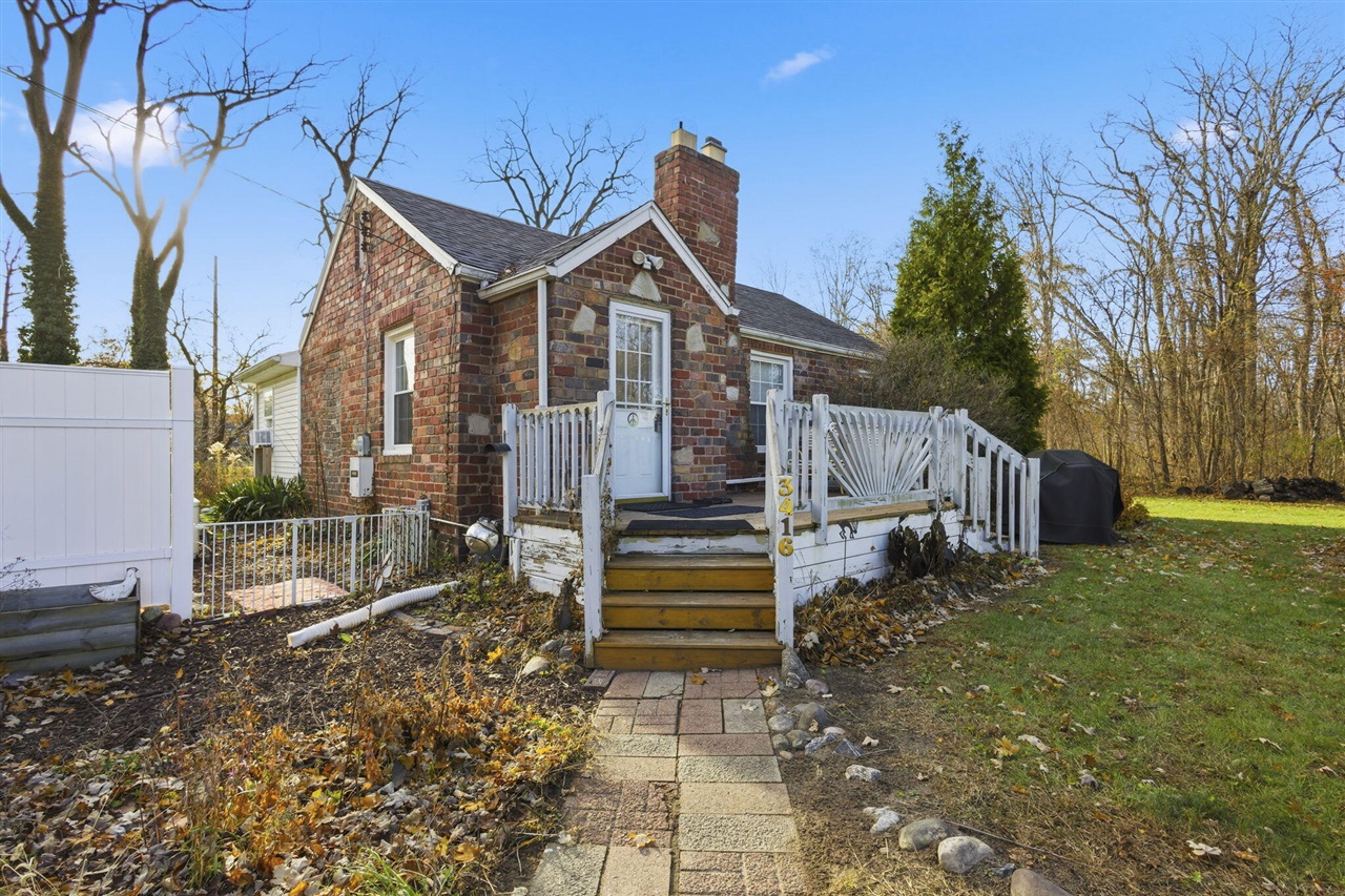 3416 Butternut Street