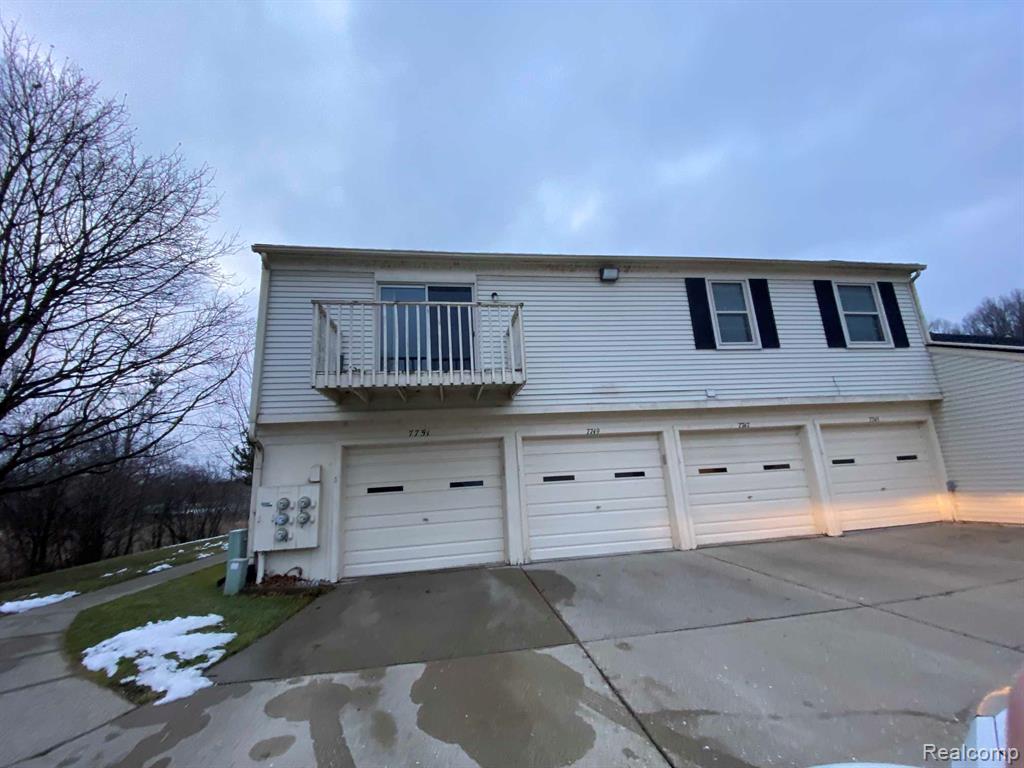 7751 LAKE RIDGE DR UNIT 28