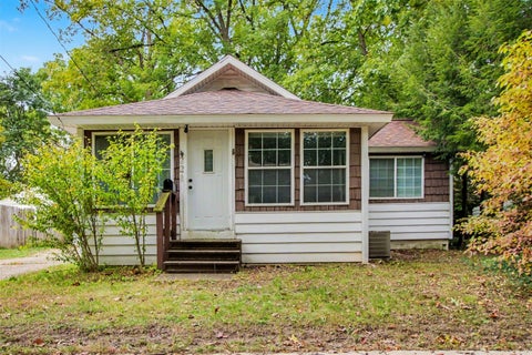 Photo of 721 N Dartmouth Street, Kalamazoo, MI 49006 (MLS # 70563854)