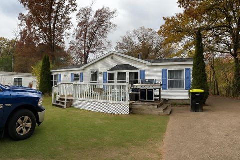 Photo of 3440 Cedar Road, Harrison, MI 48625 (MLS # 50193167)