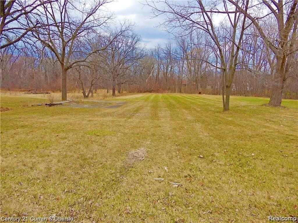 8848 SWAN CREEK Road