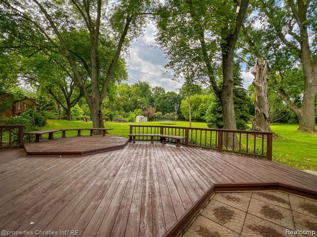 Rochester Hills, Michigan 48309, United States, 3 Bedrooms Bedrooms, ,2 BathroomsBathrooms,Residential,Active,205479