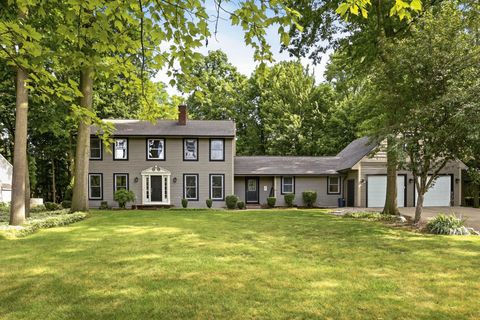 Photo of 742 Wren Road, Frankenmuth, MI 48734 (MLS # 50213323)
