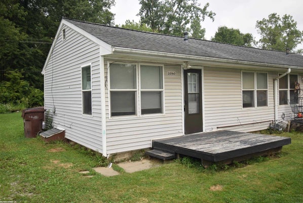20150 SHERWOOD RD, BELLEVILLE, MI 48111 - Image 0a77283fc04b4e9bcb6e7e9eb3b6097b/157399398