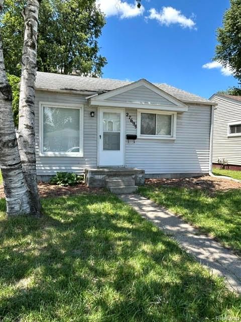 Photo of 27699 Brettonwoods Street, Madison Heights, MI 48071 (MLS # 60998528)