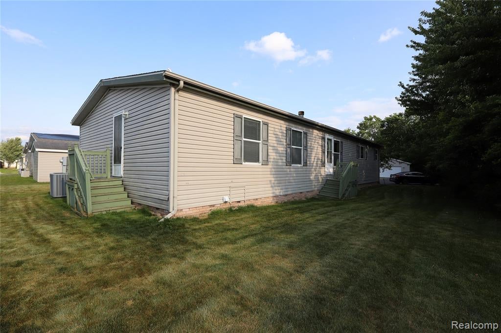 3423 Green Apple Court