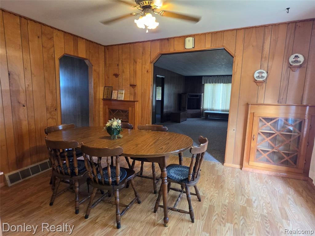1611 Van Dyke Road