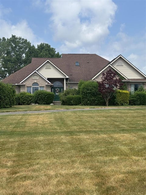 Photo of 9216 Mirage Lake Drive, Milan, MI 48160 (MLS # 70538158)