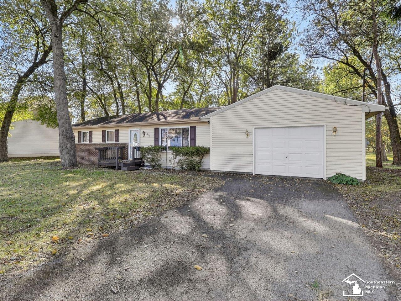 2585 Hansen Drive