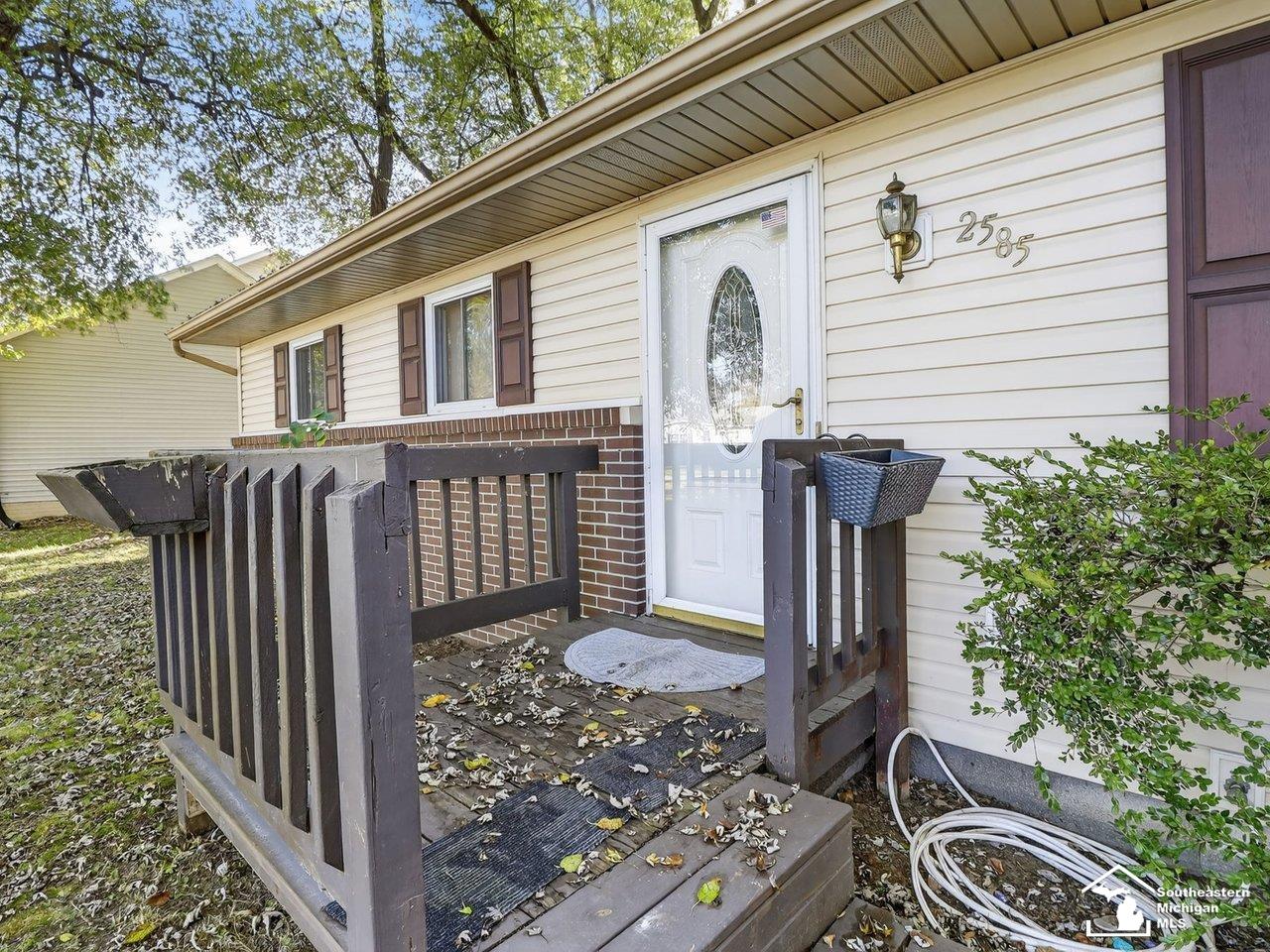 2585 Hansen Drive