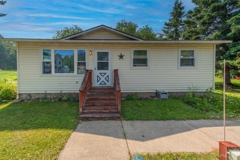 Photo of 163 N Low Street, Gwinn, MI 49841 (MLS # 50216216)