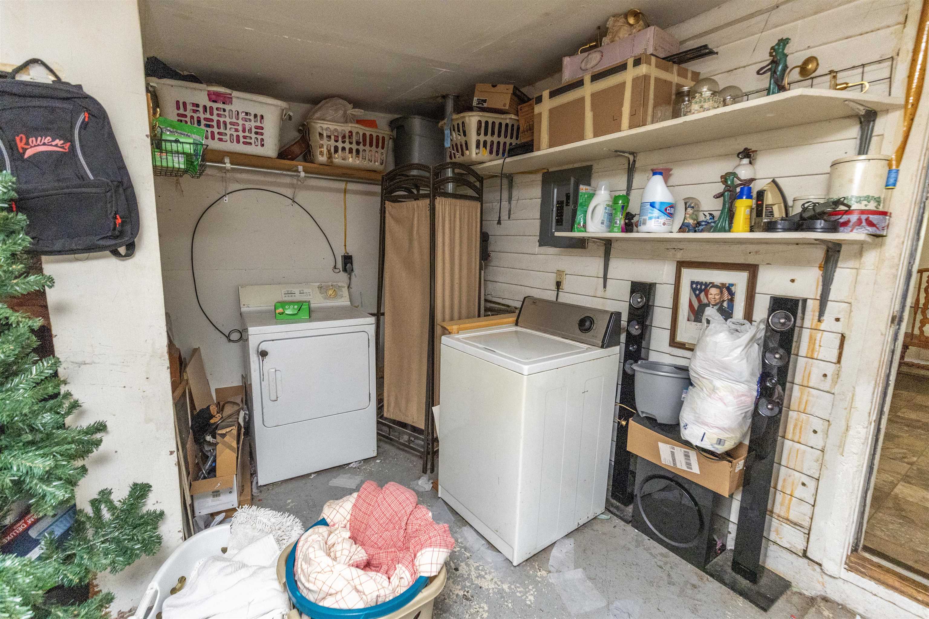 Bay City, Michigan 48708, United States, 2 Bedrooms Bedrooms, ,1 BathroomBathrooms,Residential,Active,192868