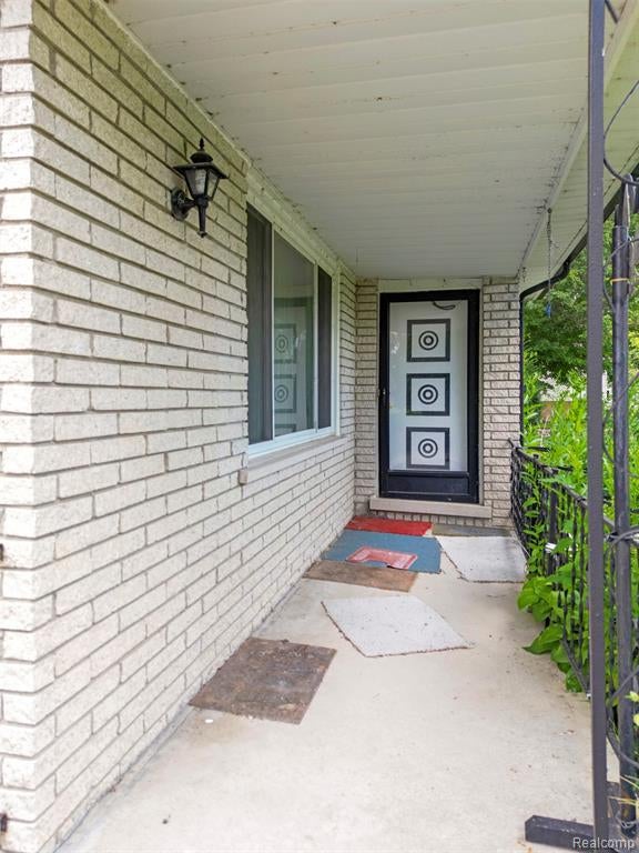 62101 Schoenherr Road