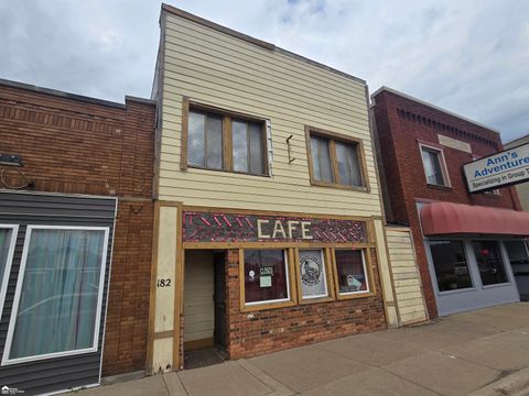 182 W Vienna Street Clio MI 48420