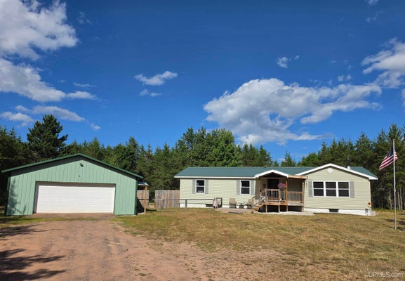 308 N BERTRAND LAKE RD, GWINN, MI 49841 - Image 0ee29ba112e6b0eef895f0c05baf03e5/4070235893