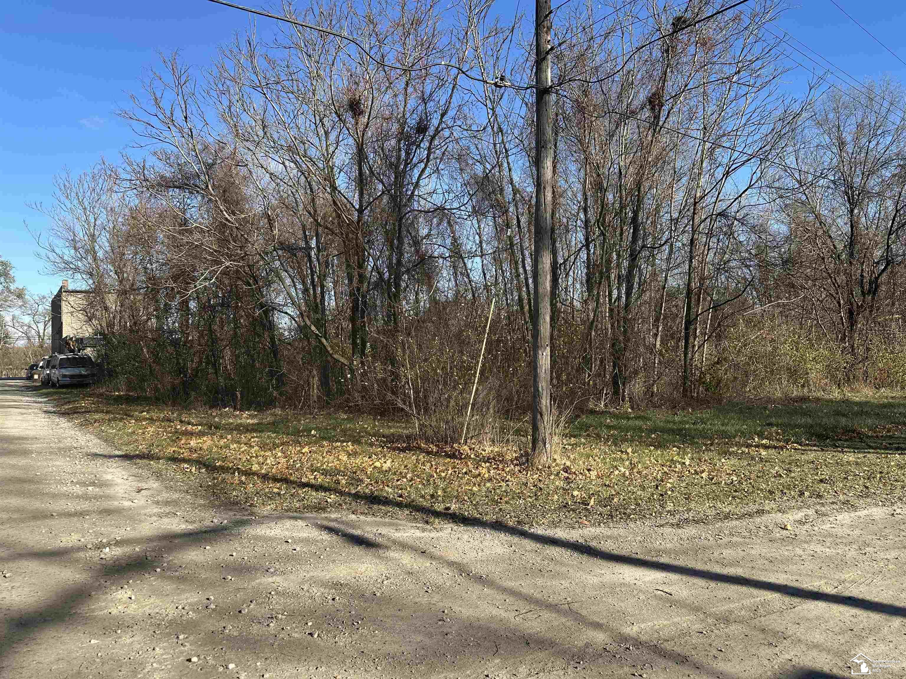 627 W Temperance Road