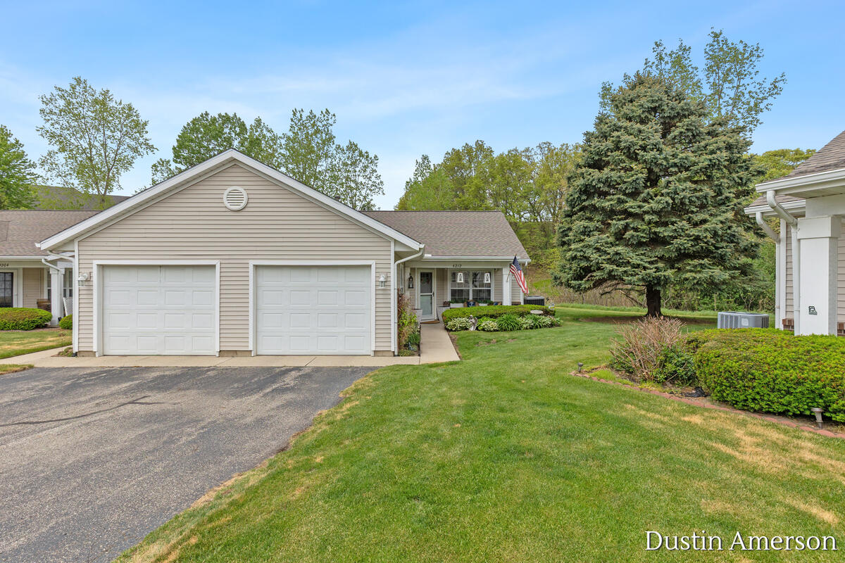 4212 Peak Lane 4