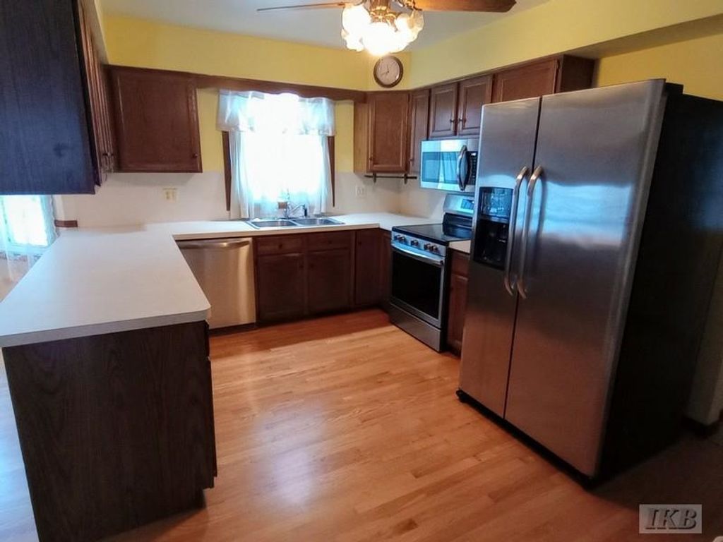 Photo of 429 St Andrews Court, Gladwin, MI 48624 (MLS # 50196511)