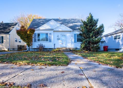 29257 Commonwealth Street Roseville MI 48066