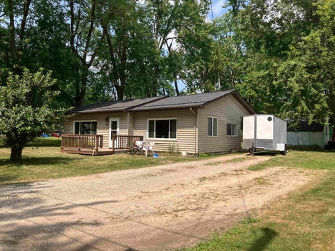 Photo of 409 W Knox Street, Beaverton, MI 48612 (MLS # 50216206)