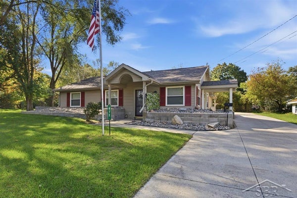 412 LUMM ST, GLADWIN, MI 48624 - Image 105e4fcd95cee3f28cb7872b35bb1b22/3490299162