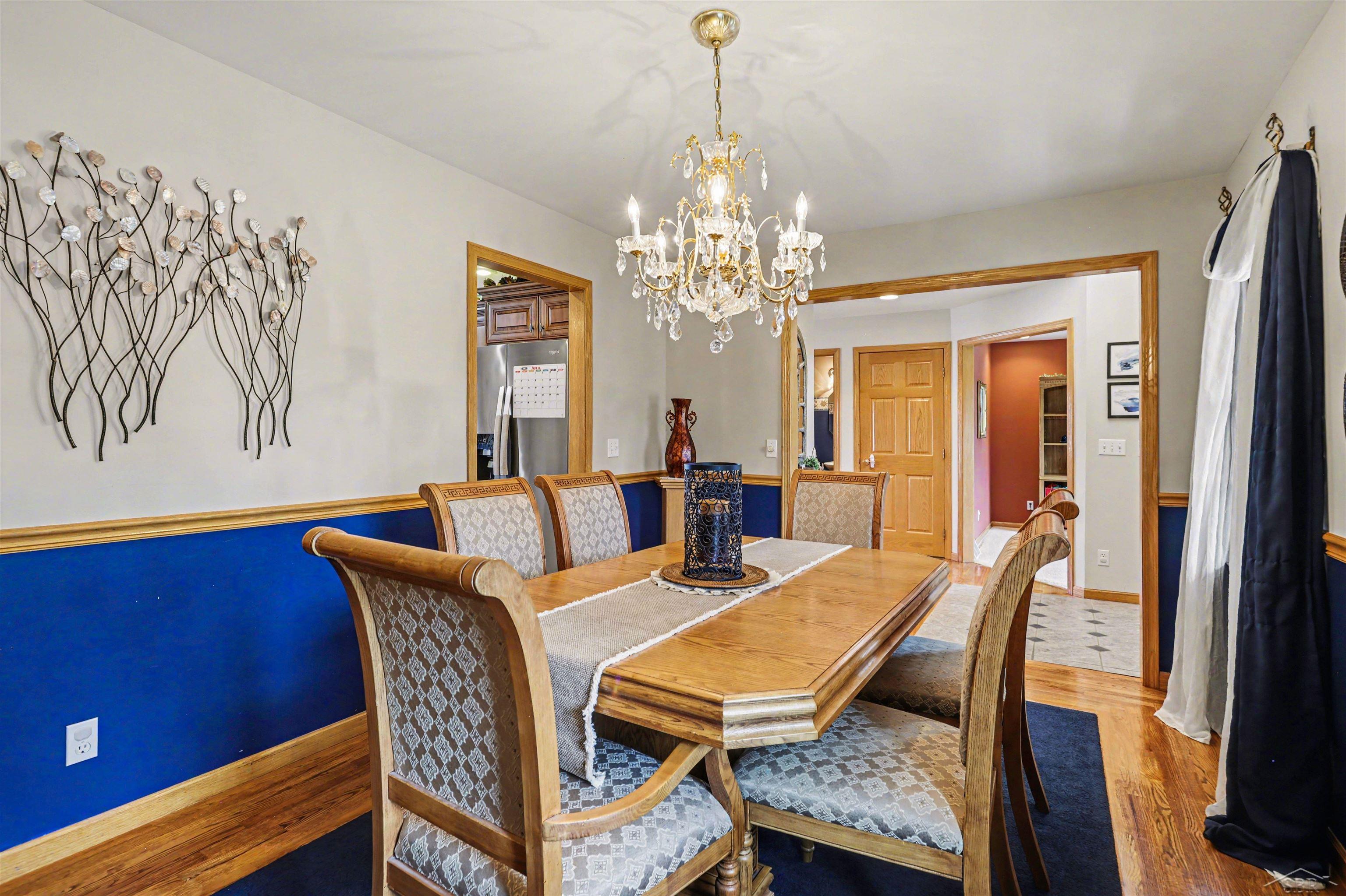 8782 Valleyview Court