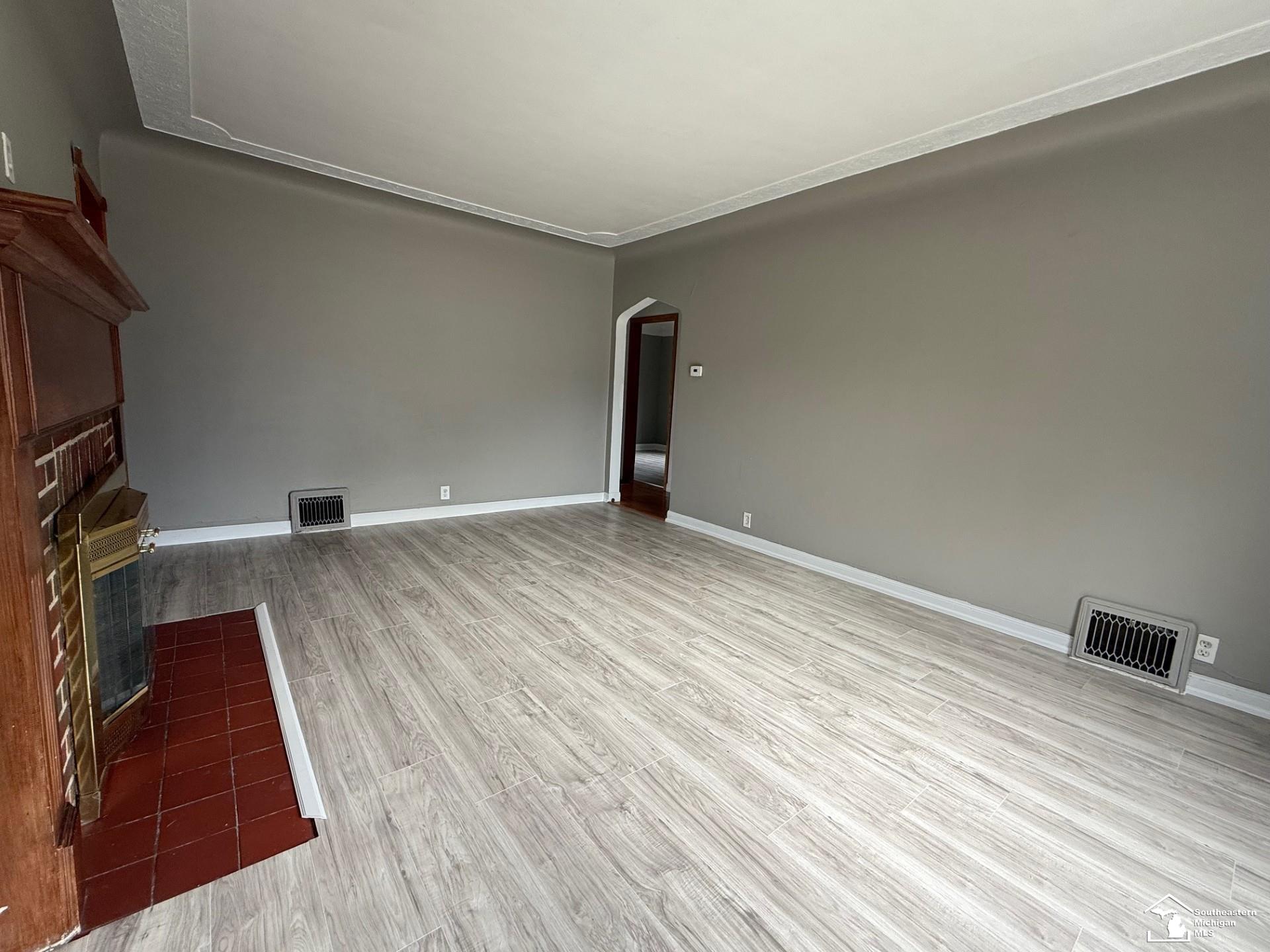 5732 Rosewood Drive