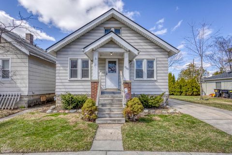 Photo of 17185 New York Street, Detroit, MI 48224 (MLS # 50203857)