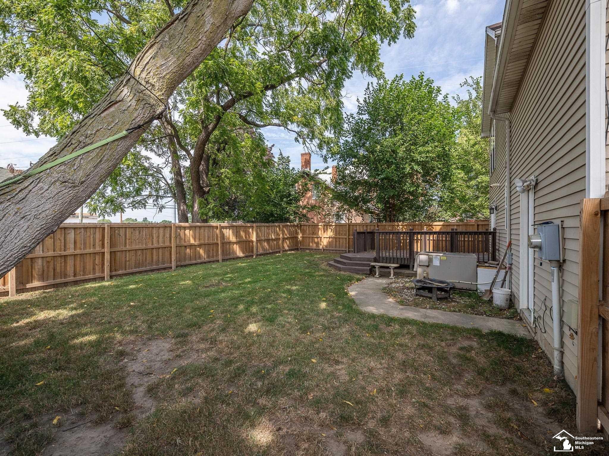 834 Navarre Street