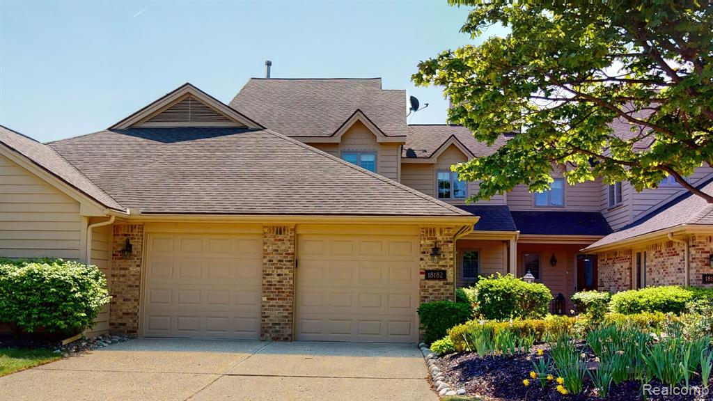 18182 W Blue Heron Dr 91