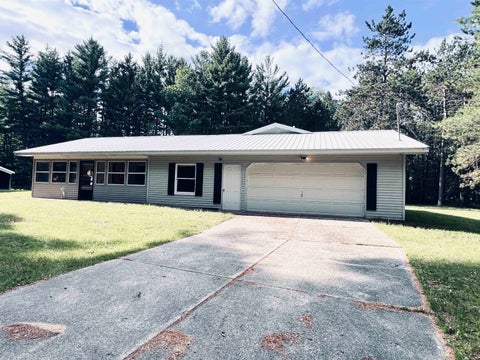 Photo of 5905 E Moorestown Road, Lake City, MI 49651 (MLS # 80070023)