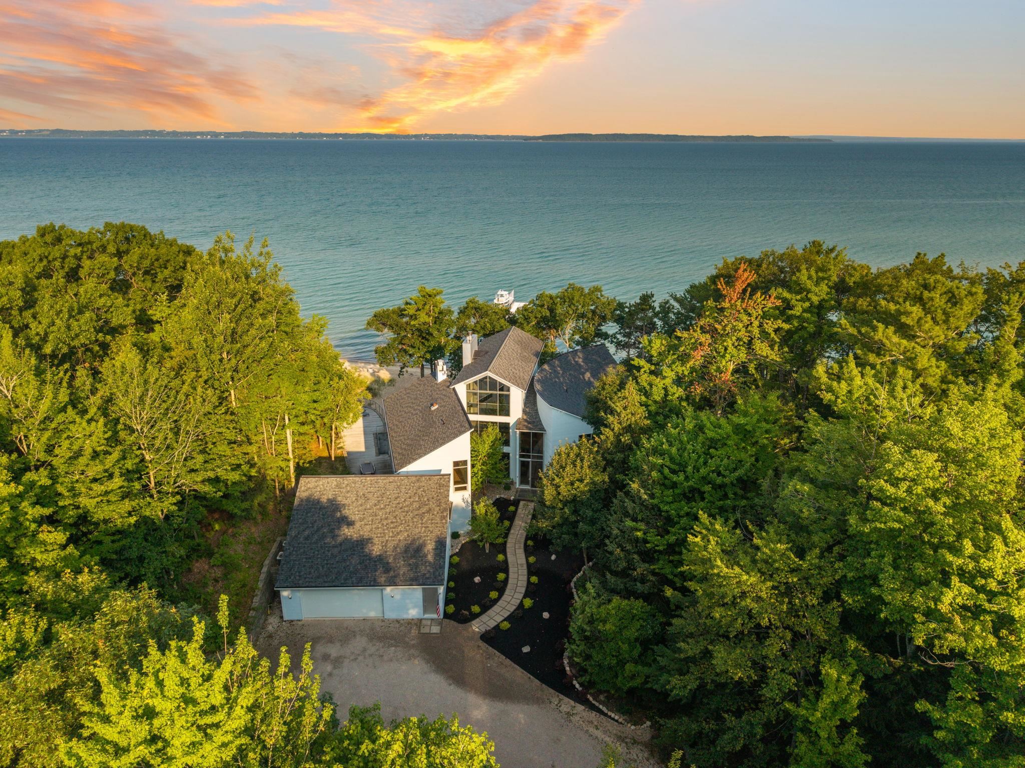 6238 Winters Trail